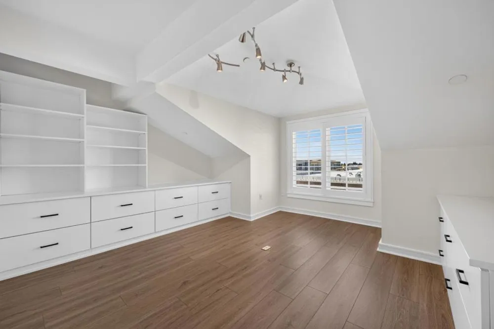 356 Santana Row #305 San Jose, CA 95128