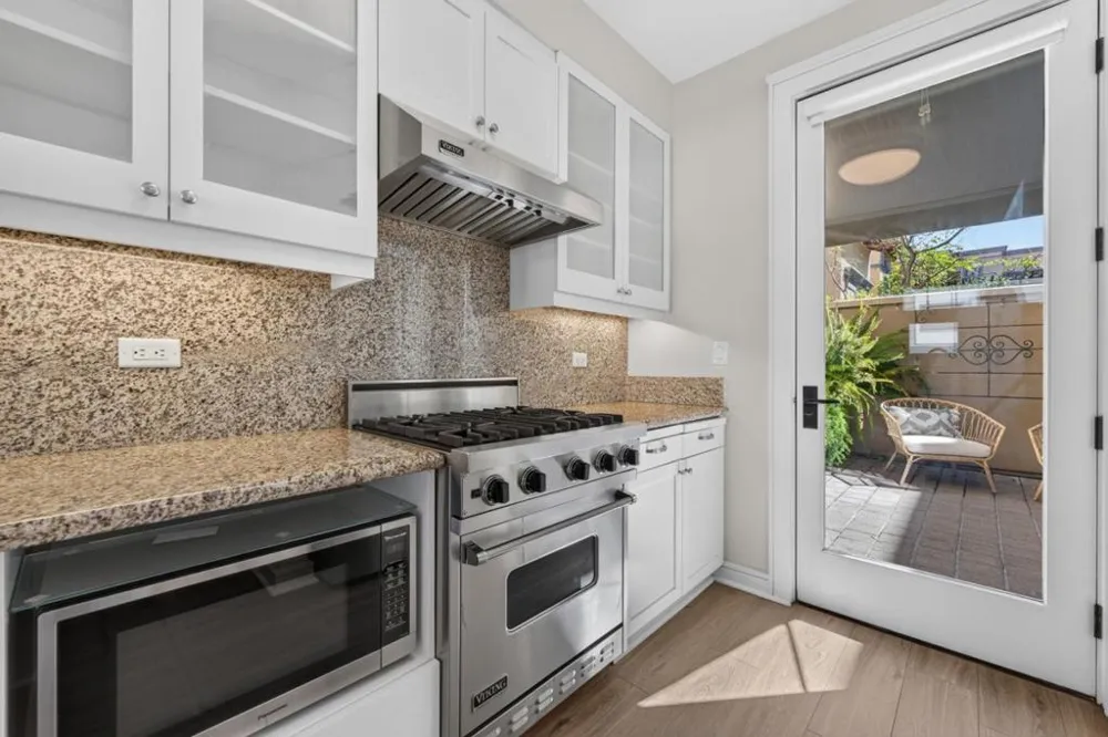 356 Santana Row #305 San Jose, CA 95128