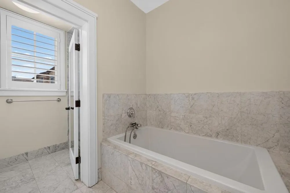 356 Santana Row #305 San Jose, CA 95128