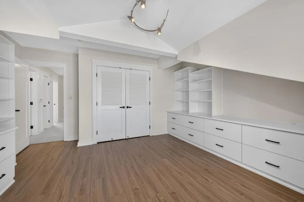 356 Santana Row #305 San Jose, CA 95128
