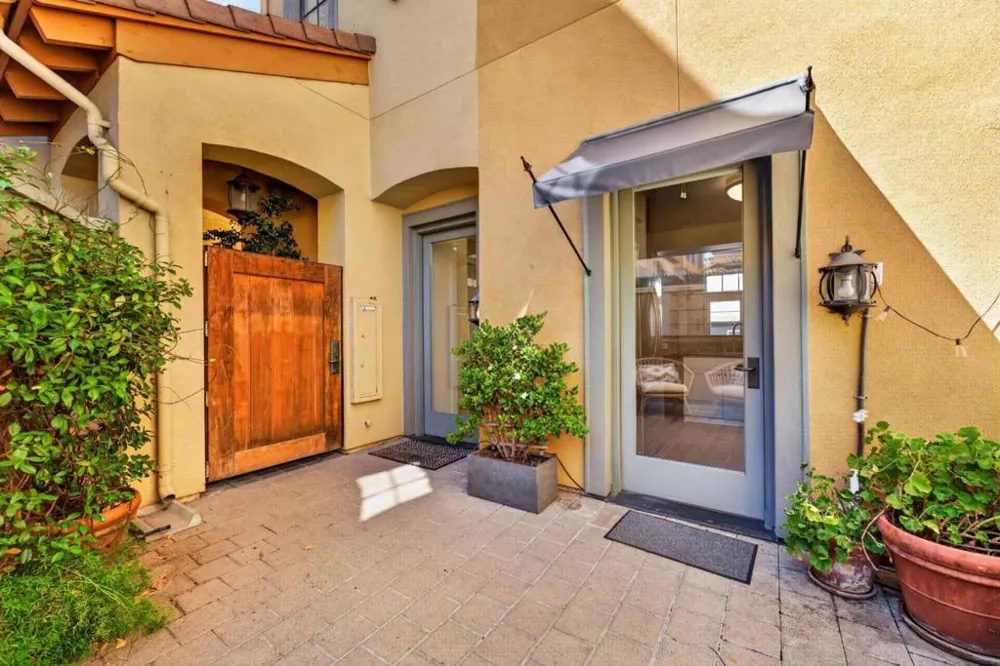 356 Santana Row #305 San Jose, CA 95128