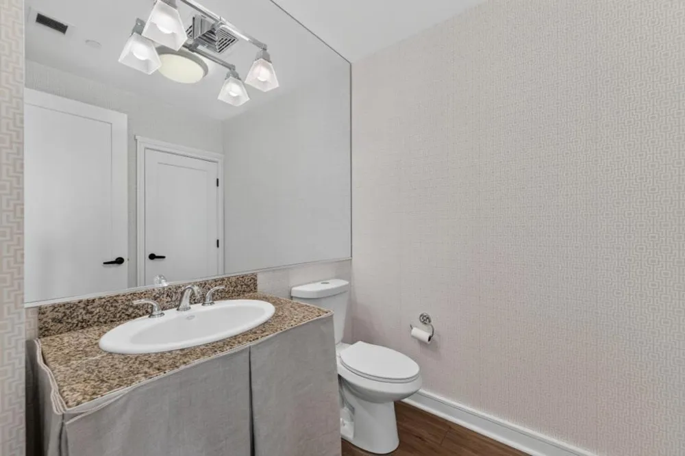 356 Santana Row #305 San Jose, CA 95128