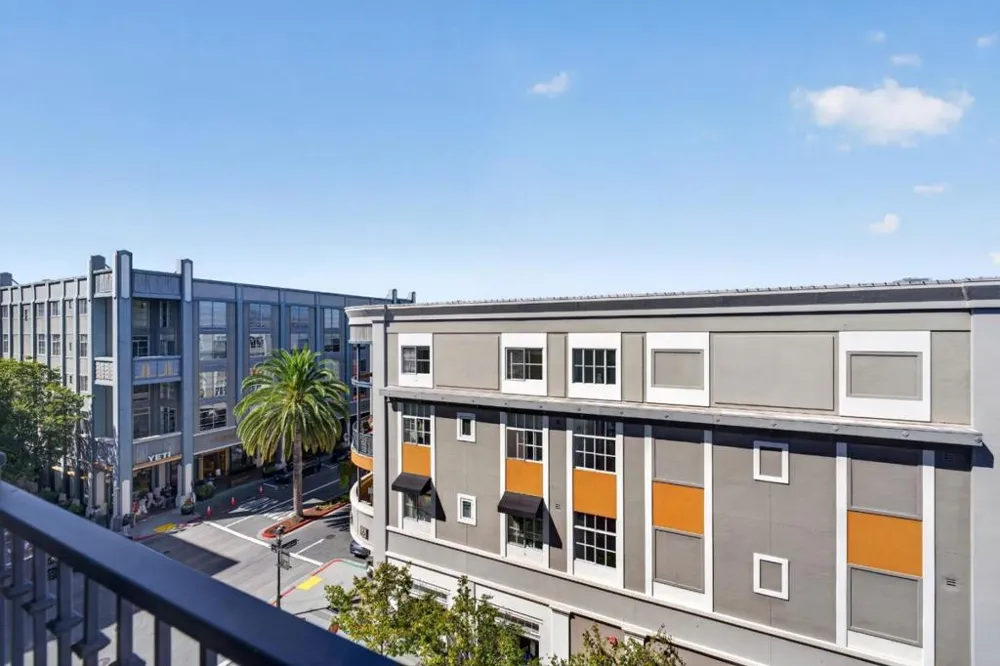 356 Santana Row #305 San Jose, CA 95128