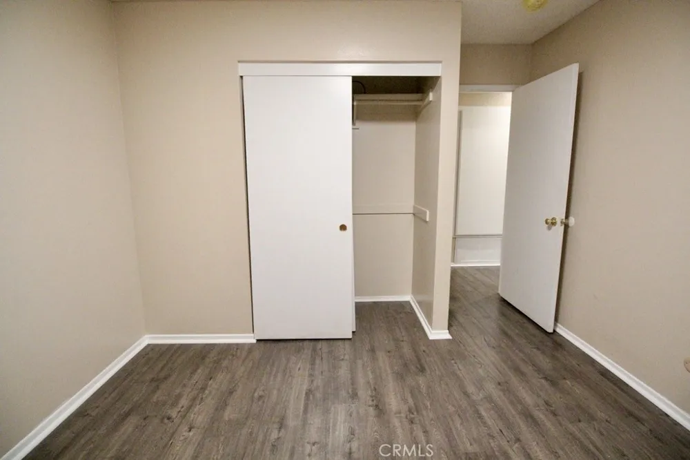 23603 bajada Drive Valencia, CA 91355