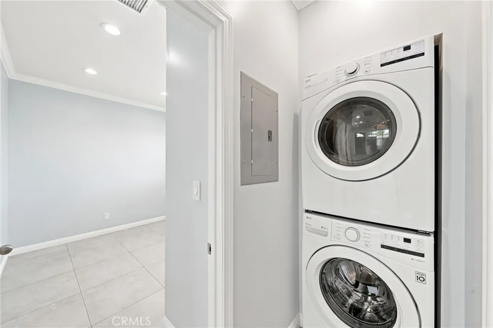 16242 Londelius North Hills, CA 91343