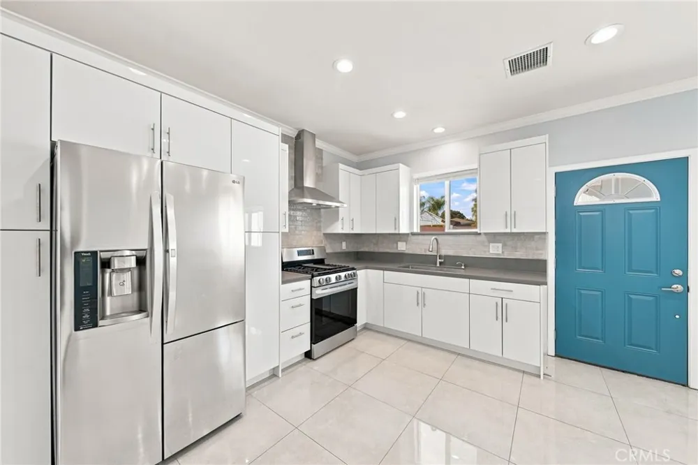 16242 Londelius North Hills, CA 91343