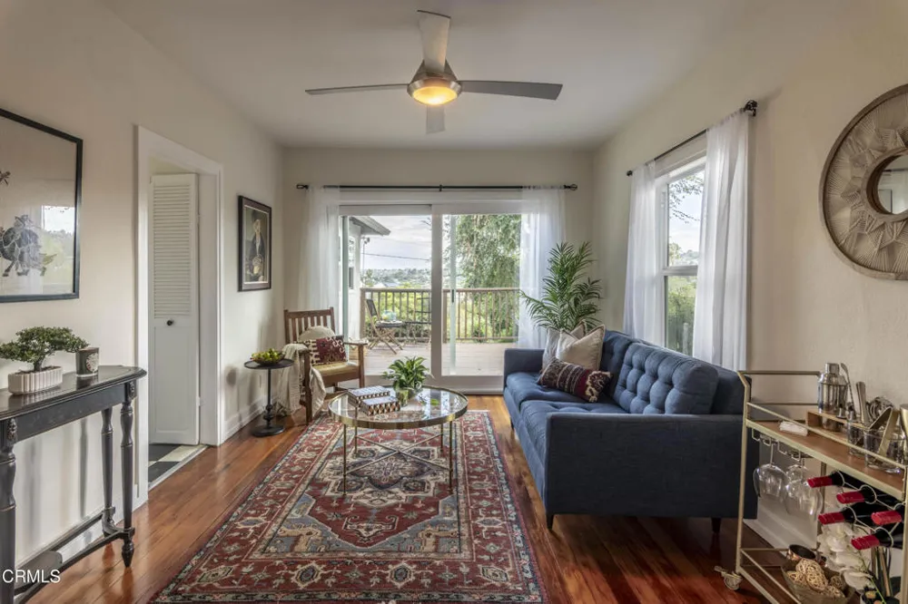 2738 Medlow Avenue Los Angeles, CA 90065