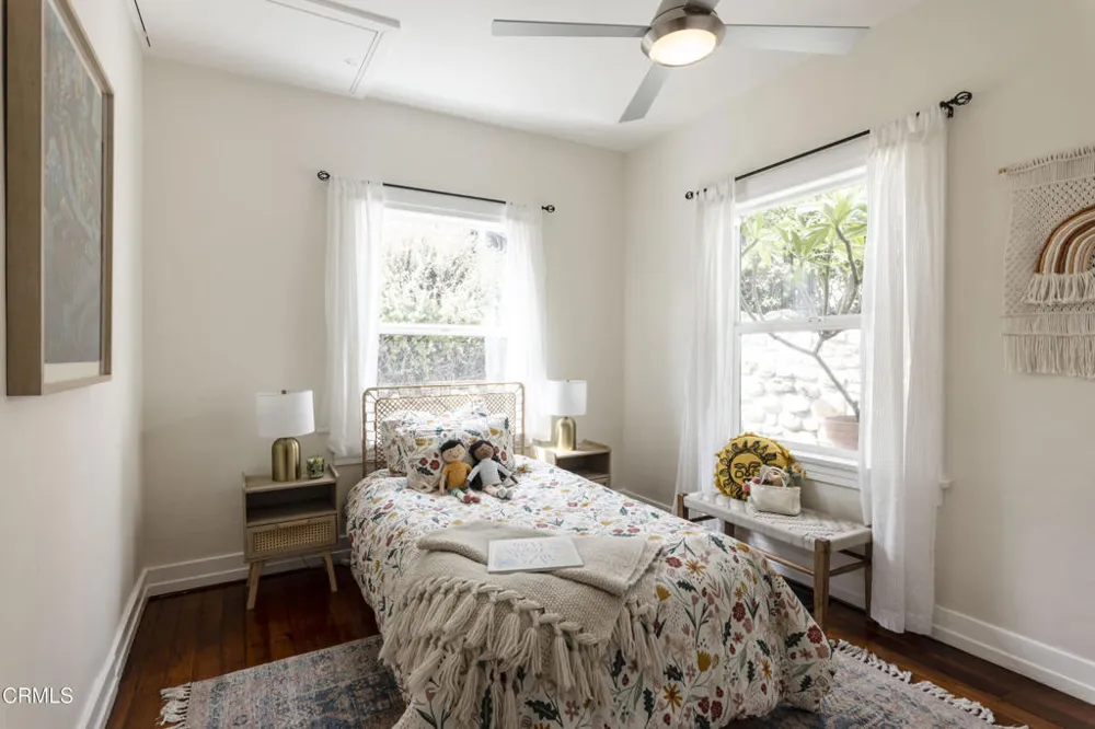 2738 Medlow Avenue Los Angeles, CA 90065
