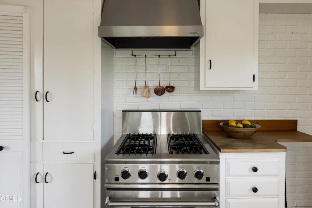 2738 Medlow Avenue Los Angeles, CA 90065