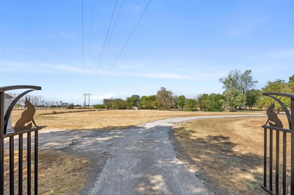 401790 W 4100 ROAD Collinsville, OK 74021