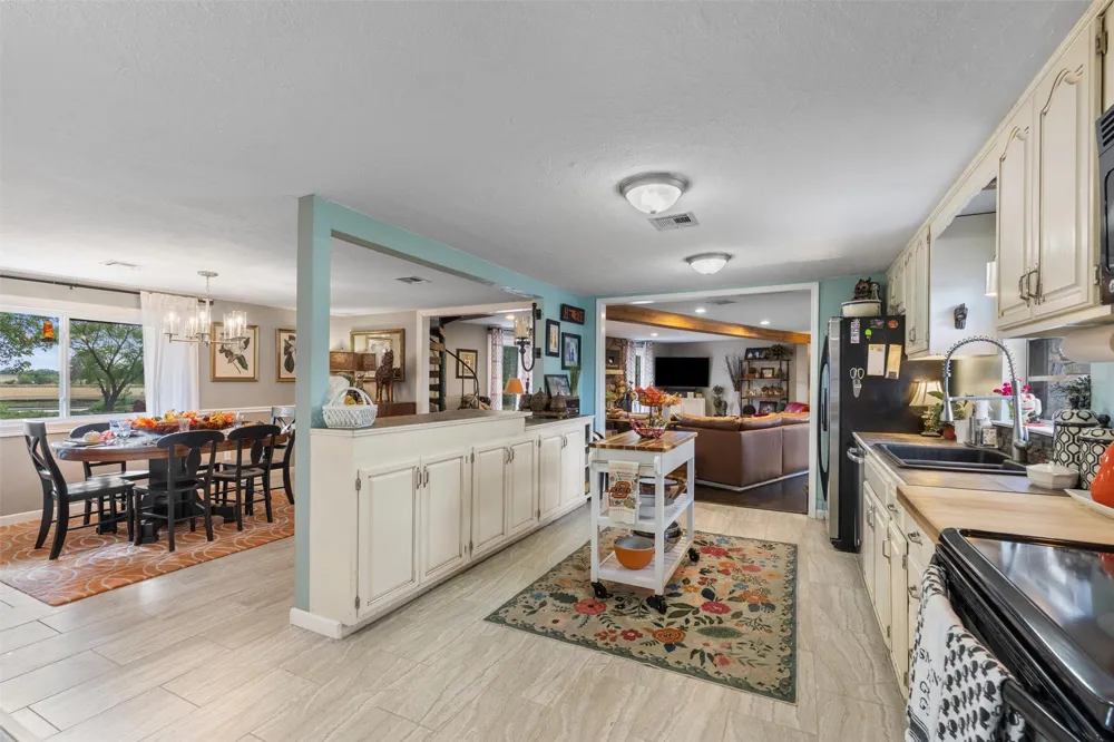 401790 W 4100 ROAD Collinsville, OK 74021