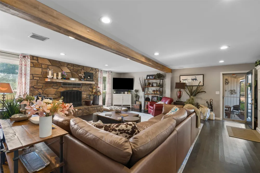 401790 W 4100 ROAD Collinsville, OK 74021