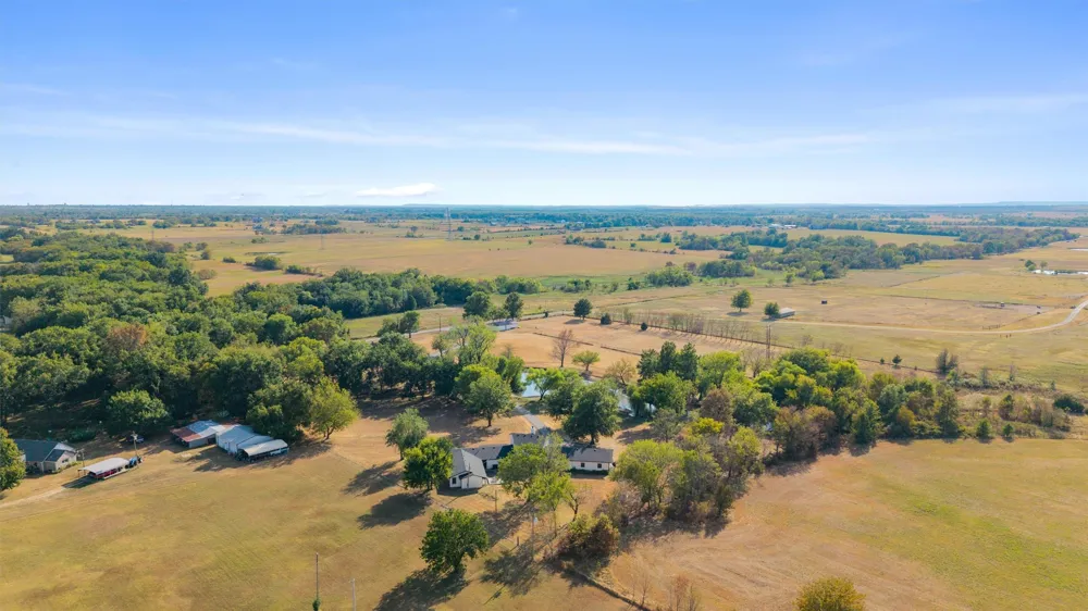 401790 W 4100 ROAD Collinsville, OK 74021