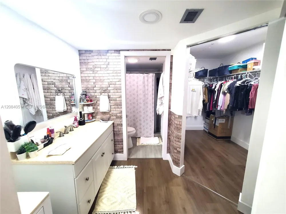 1100 SW 130th Ave #112H Pembroke Pines, FL 33027