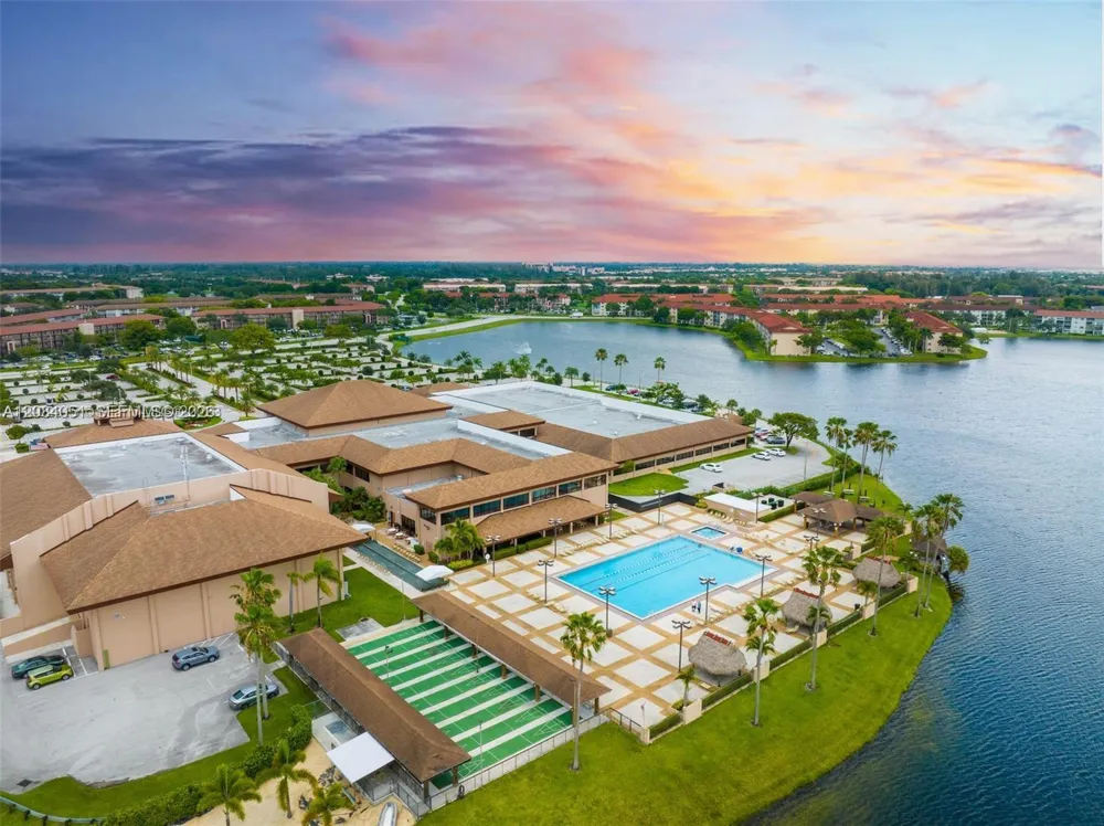 1100 SW 130th Ave #112H Pembroke Pines, FL 33027