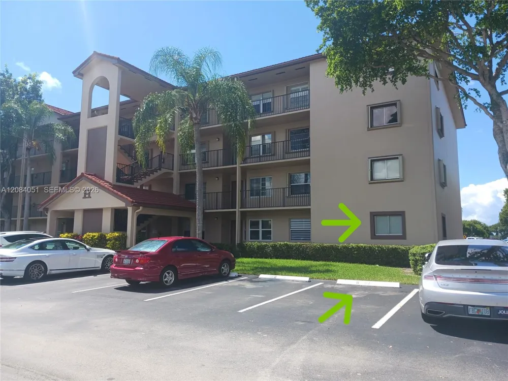1100 SW 130th Ave #112H Pembroke Pines, FL 33027