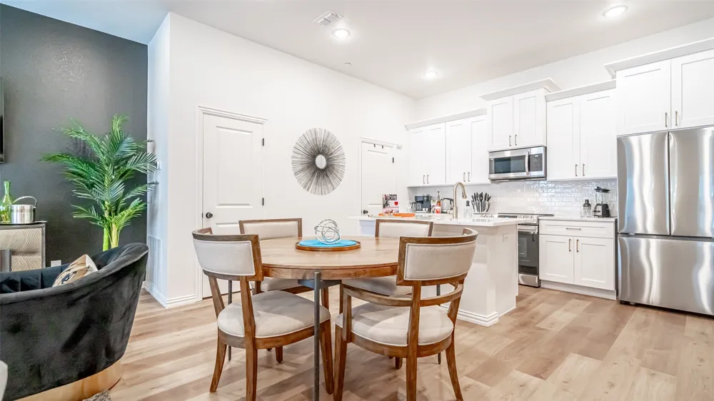 1217 Beaconsfield Lane #803 Arlington, TX 76011