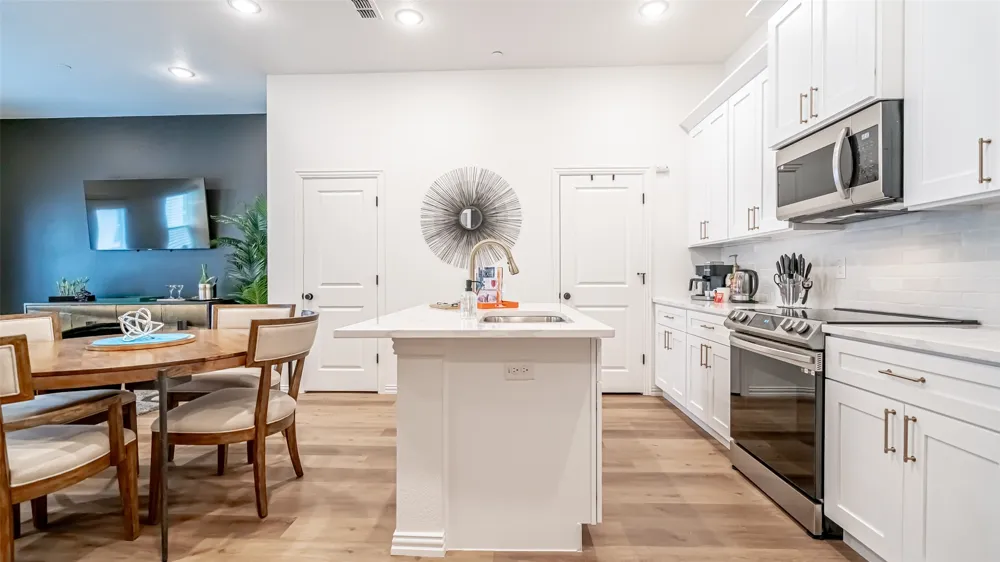 1217 Beaconsfield Lane #803 Arlington, TX 76011
