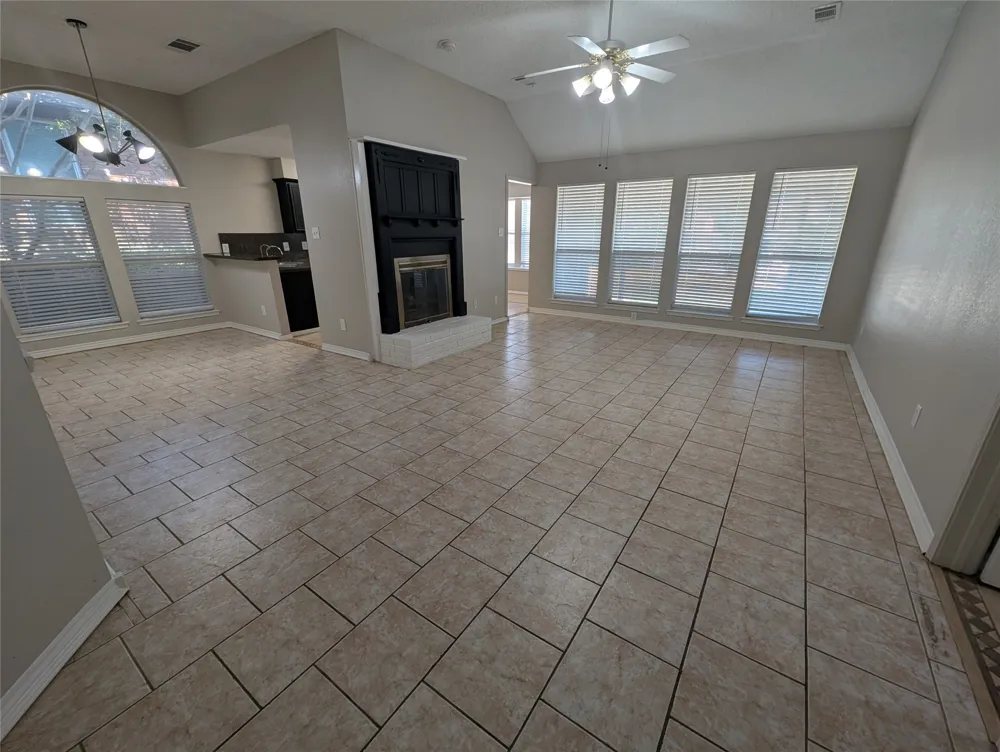 2737 Windswept Lane Mesquite, TX 75181