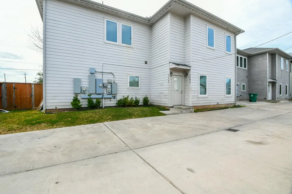 3249 Dixie Drive #B Houston, TX 77021