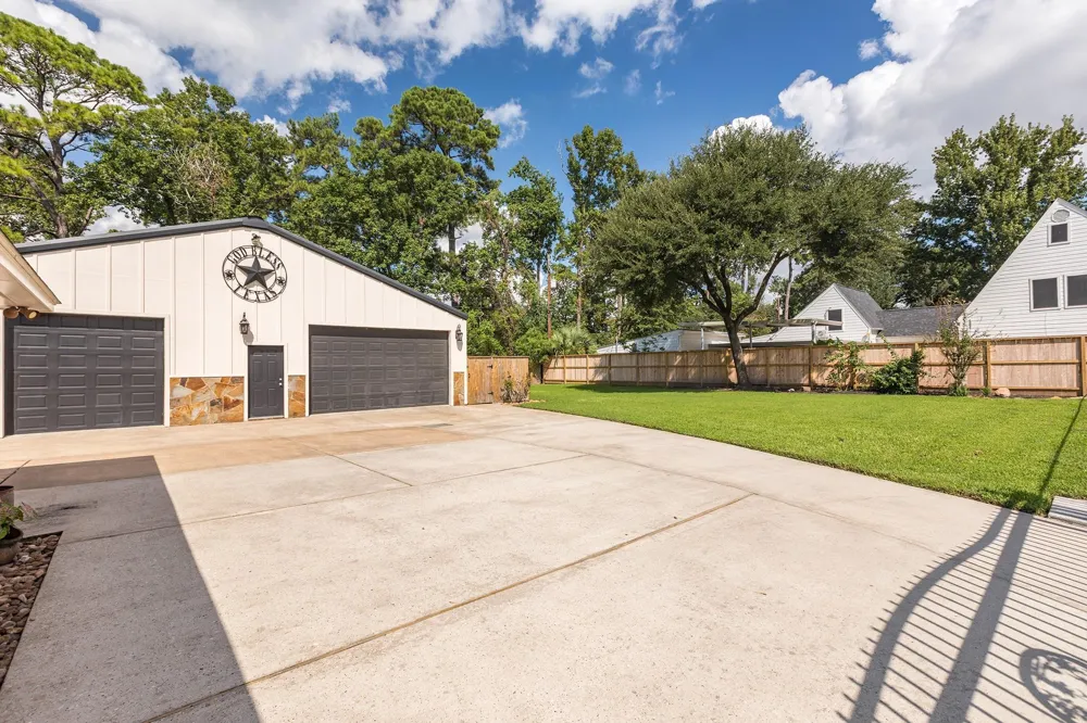 21519 Tophill Drive Spring, TX 77388