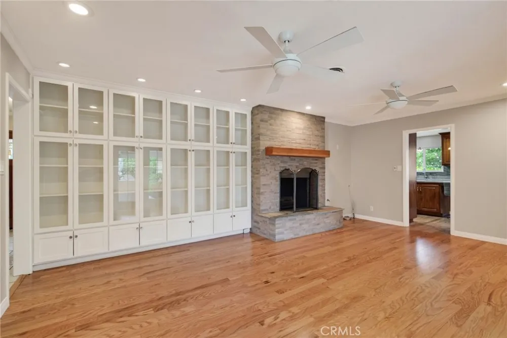 5323 Falkirk Riverside, CA 92506