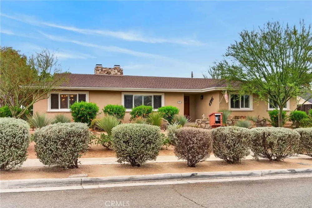 5323 Falkirk Riverside, CA 92506