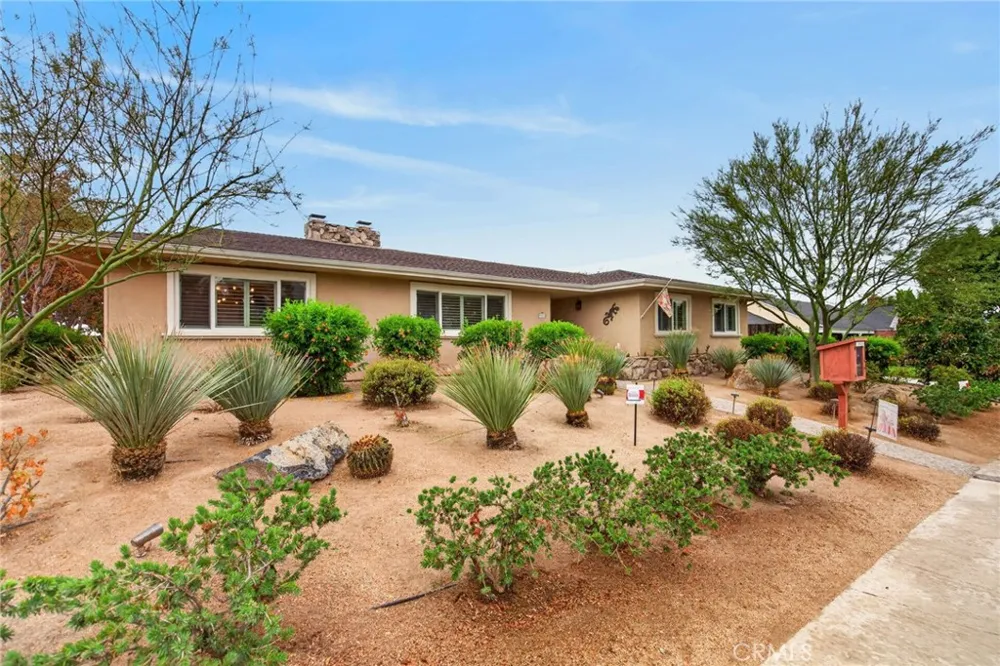 5323 Falkirk Riverside, CA 92506