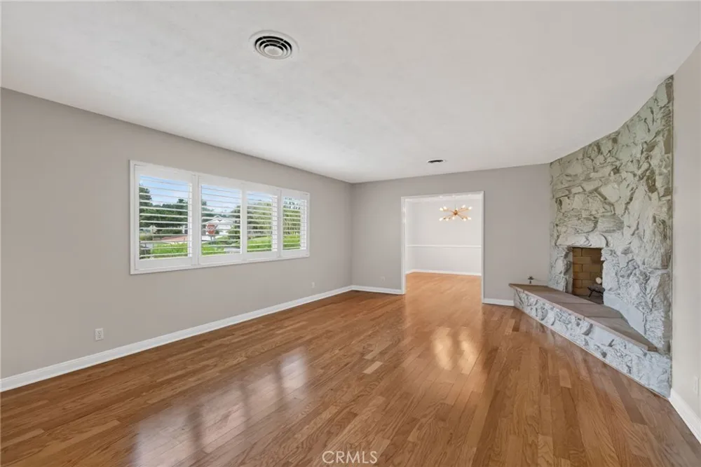 5323 Falkirk Riverside, CA 92506