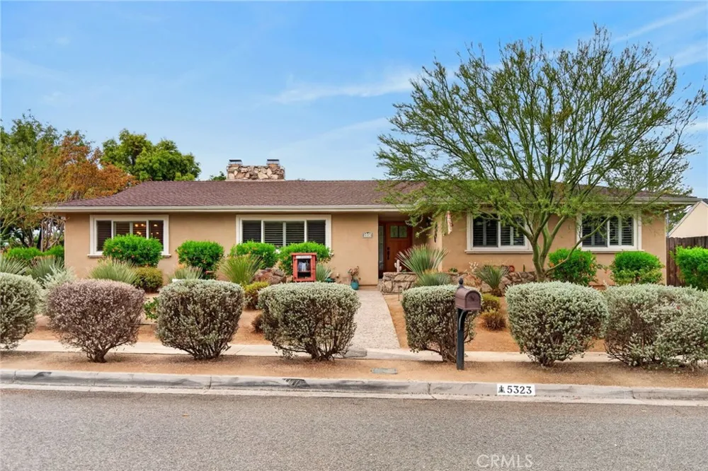 5323 Falkirk Riverside, CA 92506