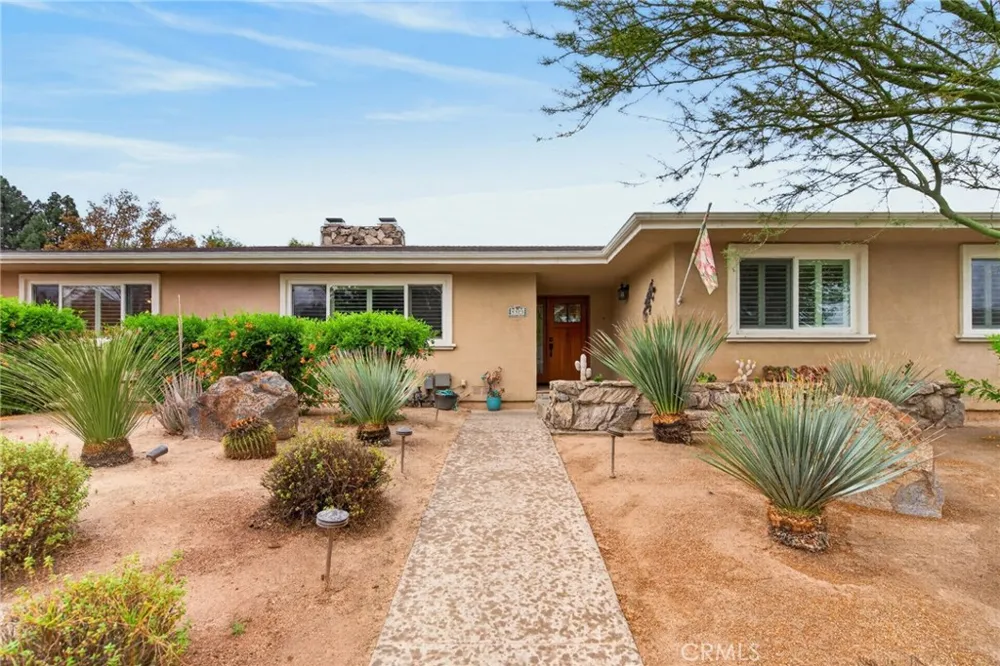 5323 Falkirk Riverside, CA 92506