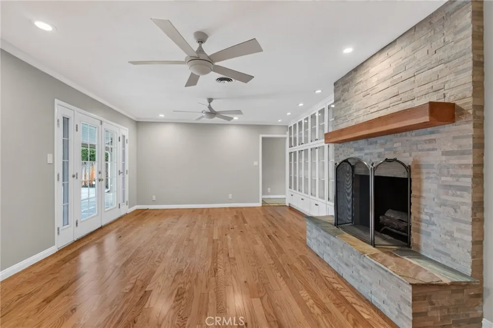 5323 Falkirk Riverside, CA 92506