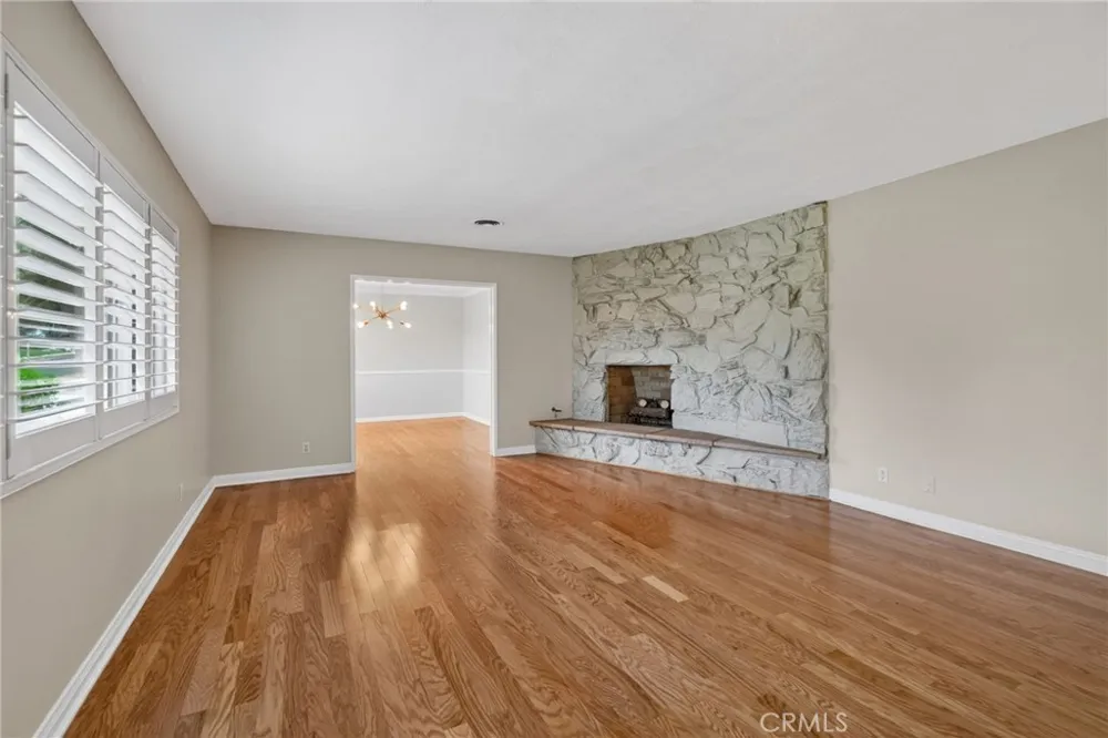 5323 Falkirk Riverside, CA 92506