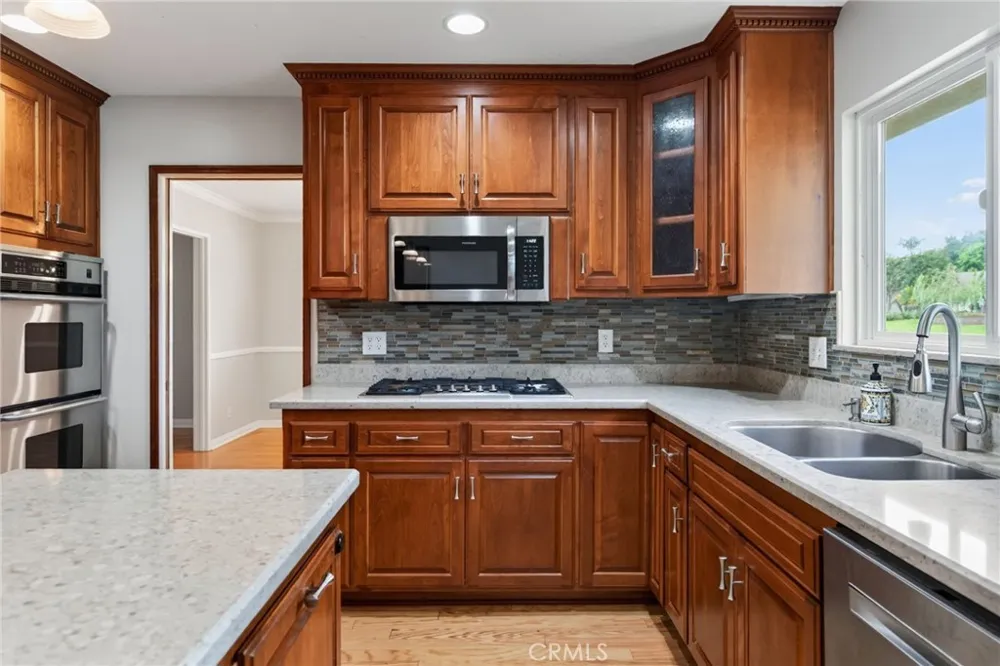 5323 Falkirk Riverside, CA 92506