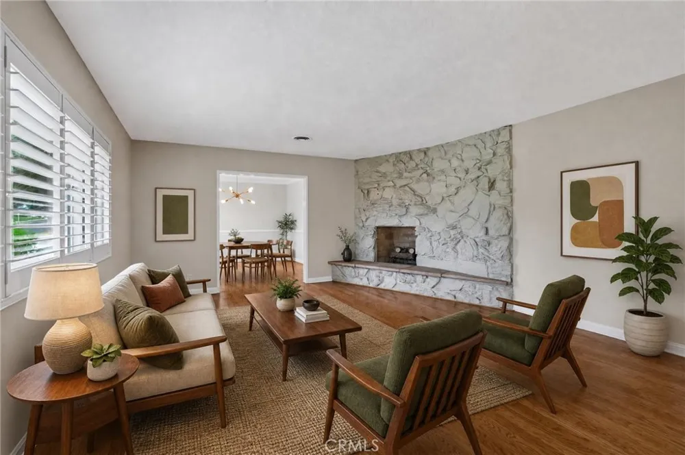 5323 Falkirk Riverside, CA 92506