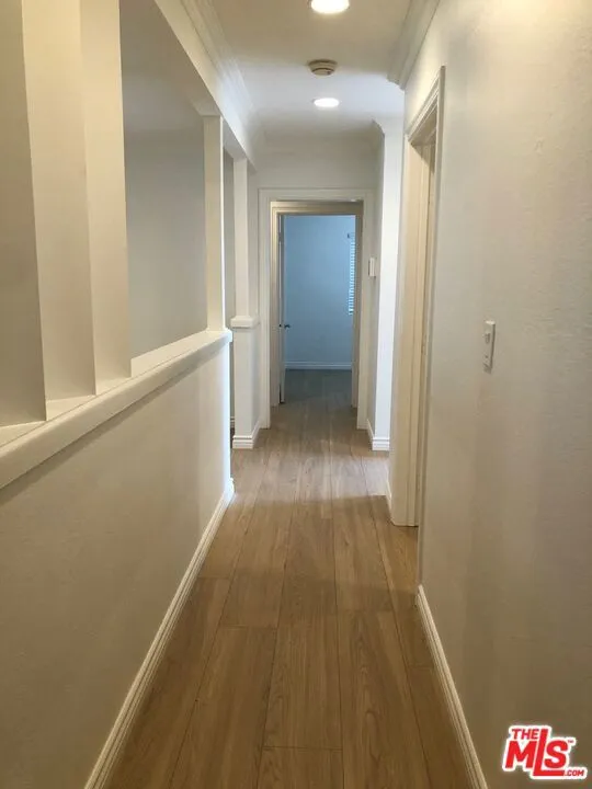 10343 Dempsey Avenue Los Angeles, CA 91344
