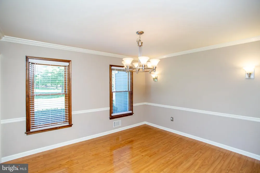 3 SUTPHIN ROAD Flemington, NJ 08822