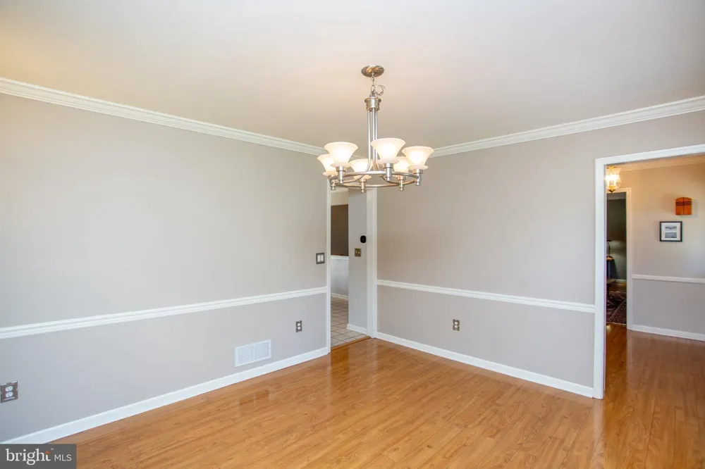 3 SUTPHIN ROAD Flemington, NJ 08822