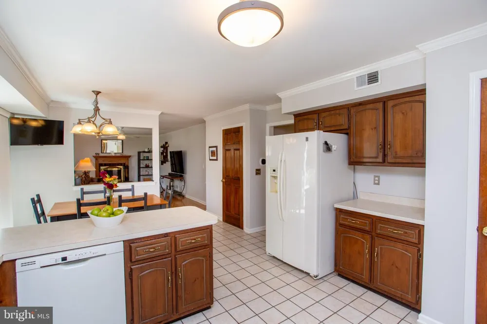3 SUTPHIN ROAD Flemington, NJ 08822