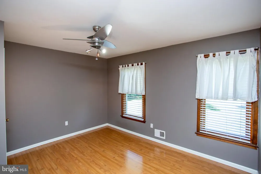 3 SUTPHIN ROAD Flemington, NJ 08822