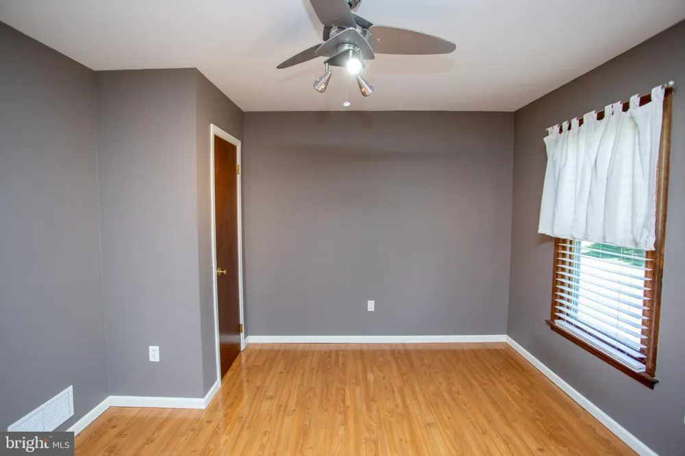 3 SUTPHIN ROAD Flemington, NJ 08822
