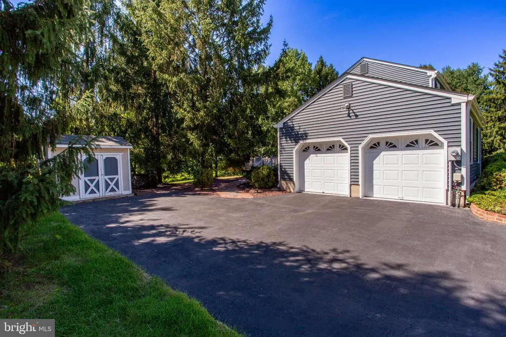 3 SUTPHIN ROAD Flemington, NJ 08822