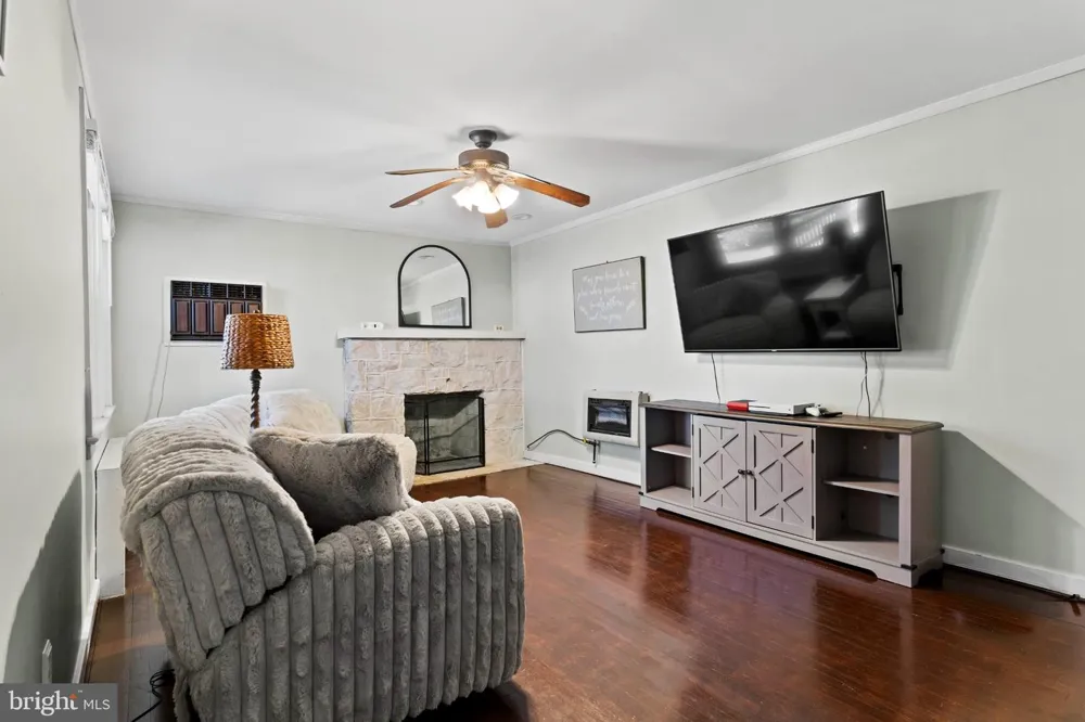 3037 SPRING ROAD Carlisle, PA 17013