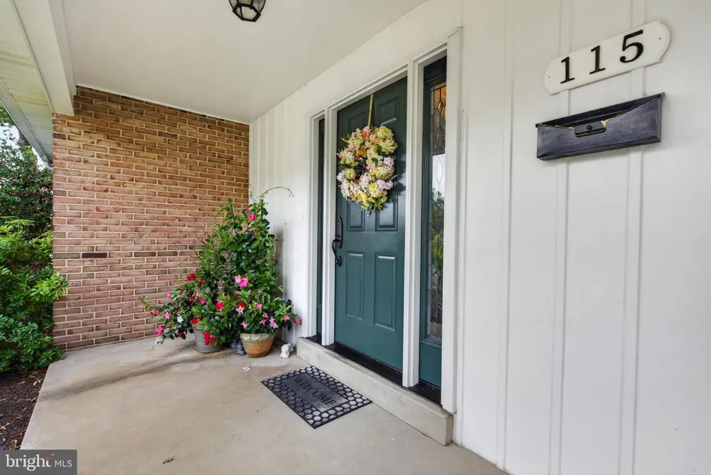 115 VALLEY VIEW New Cumberland, PA 17070