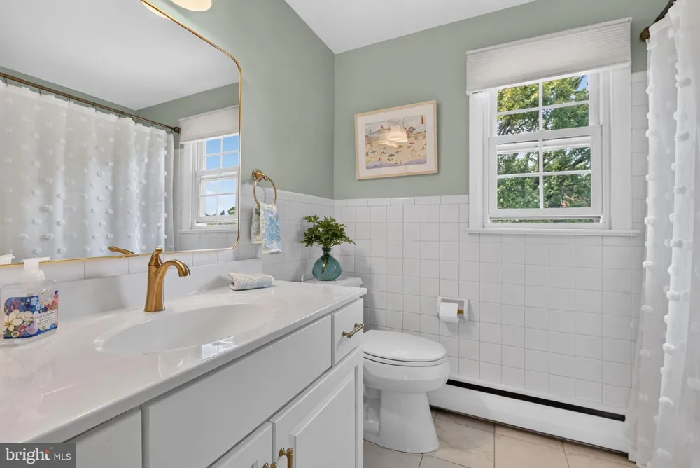 115 VALLEY VIEW New Cumberland, PA 17070