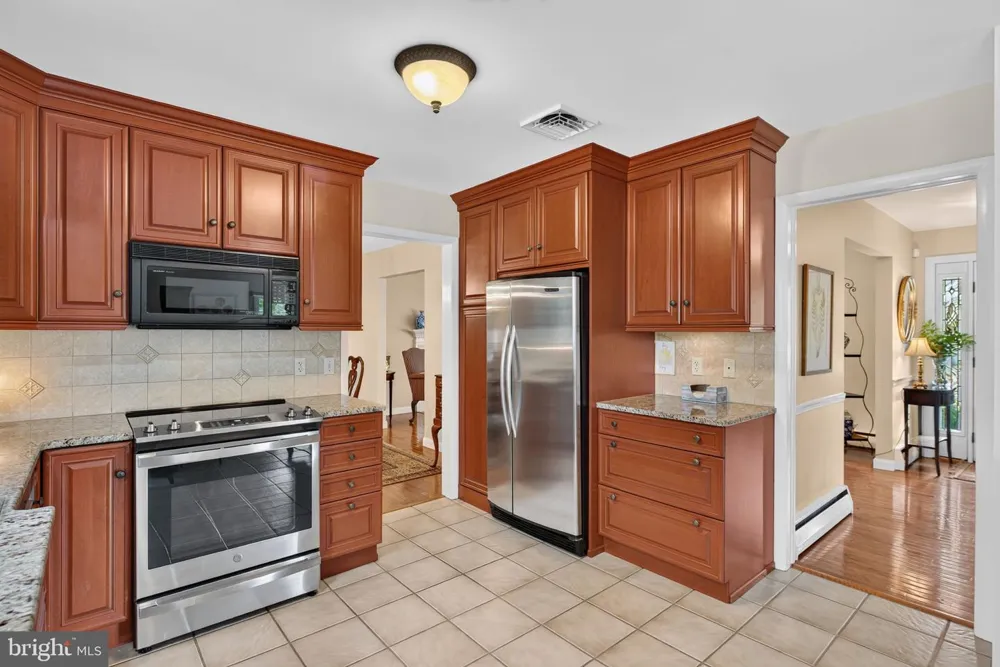 115 VALLEY VIEW New Cumberland, PA 17070