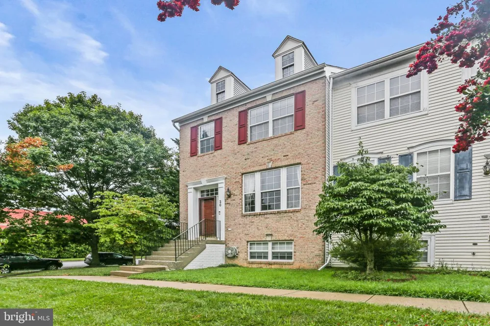 20 CASTLE GARDEN COURT Olney, MD 20832