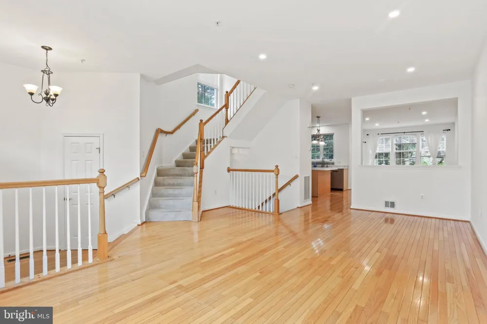 20 CASTLE GARDEN COURT Olney, MD 20832
