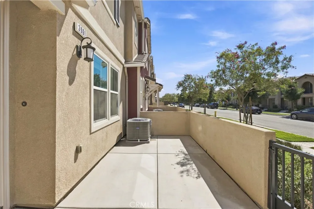 3961 E Huntington Street Ontario, CA 91761