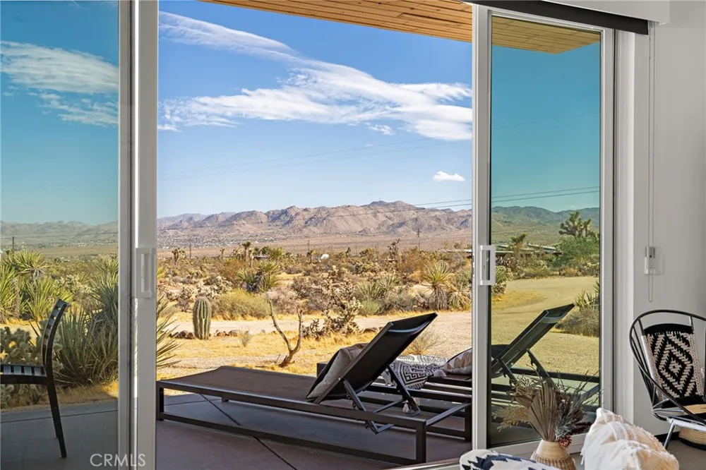 58860 Ocotillo Yucca Valley, CA 92284